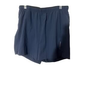 Brooks Dri Layer Technology shorts size medium